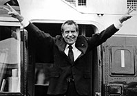Richard Nixon iconic photo double victory signs